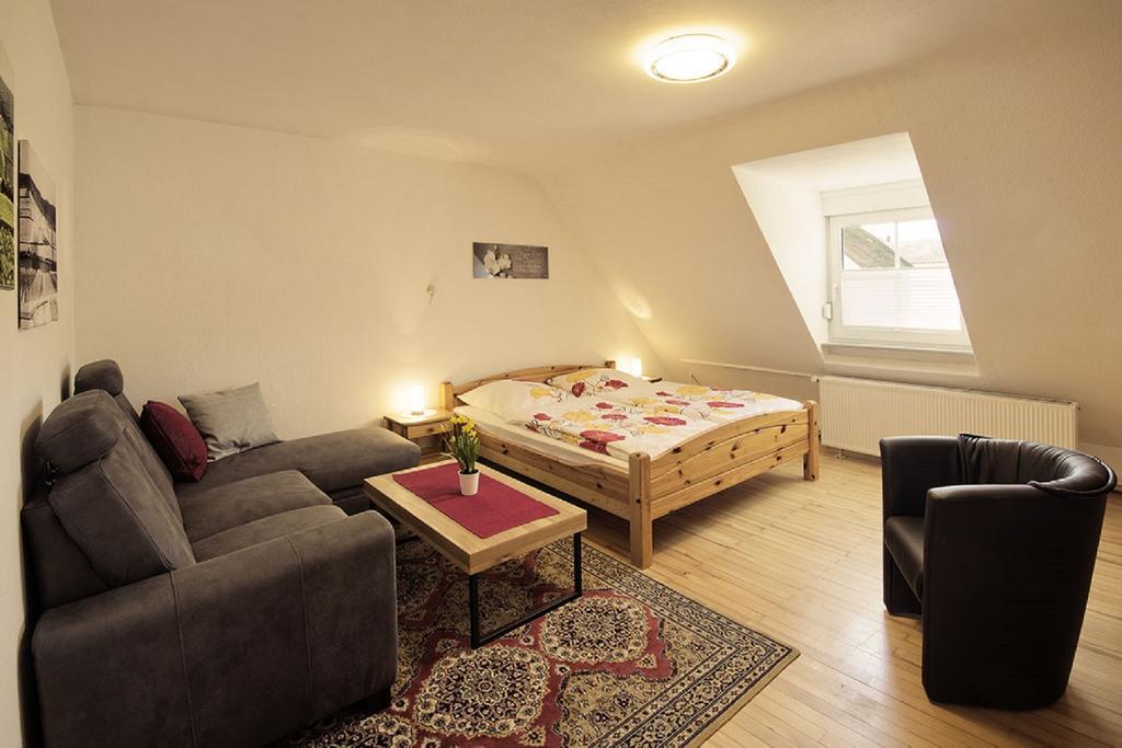 Appartement Weingut Scholtes-Hammes à Trittenheim Extérieur photo